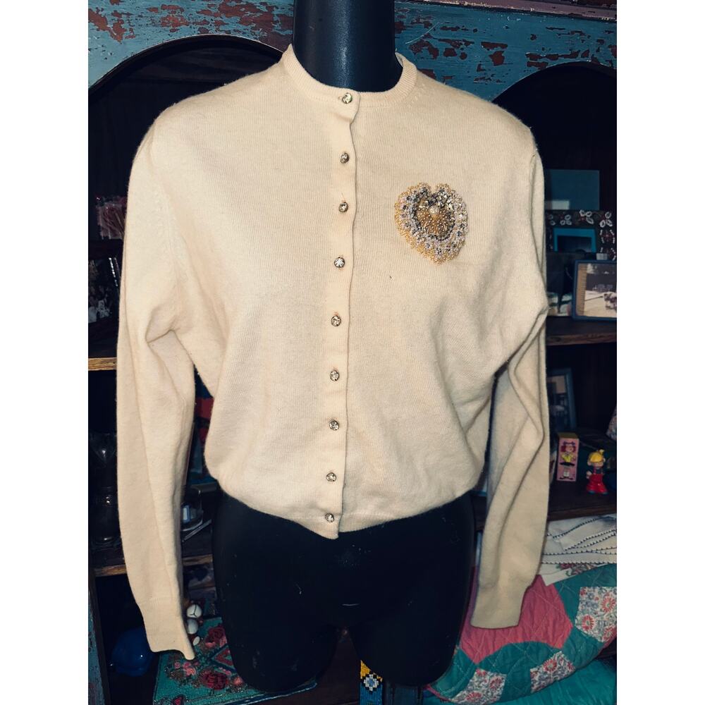 VINTAGE CARDIGAN SWEATER BEADED PEARL CREST RHINESTONE BUTTONS